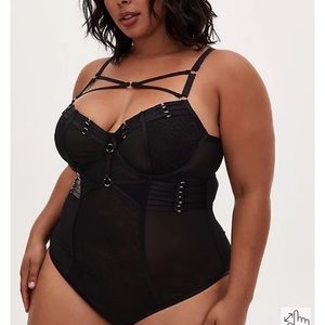 00 Black Mesh and Lace Torrid Body Suit NWT